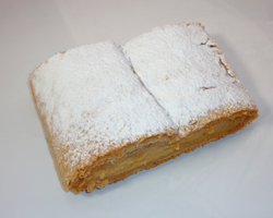 Topfenstrudel